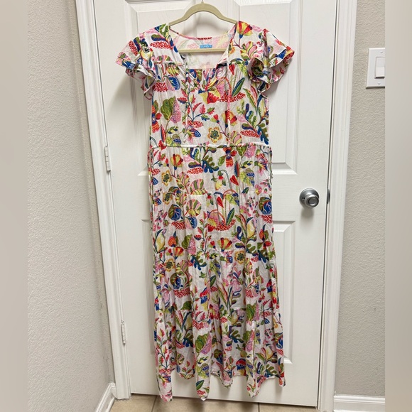 J. McLaughlin Dresses & Skirts - J. McLaughlin Tropical Floral Maxi Dress